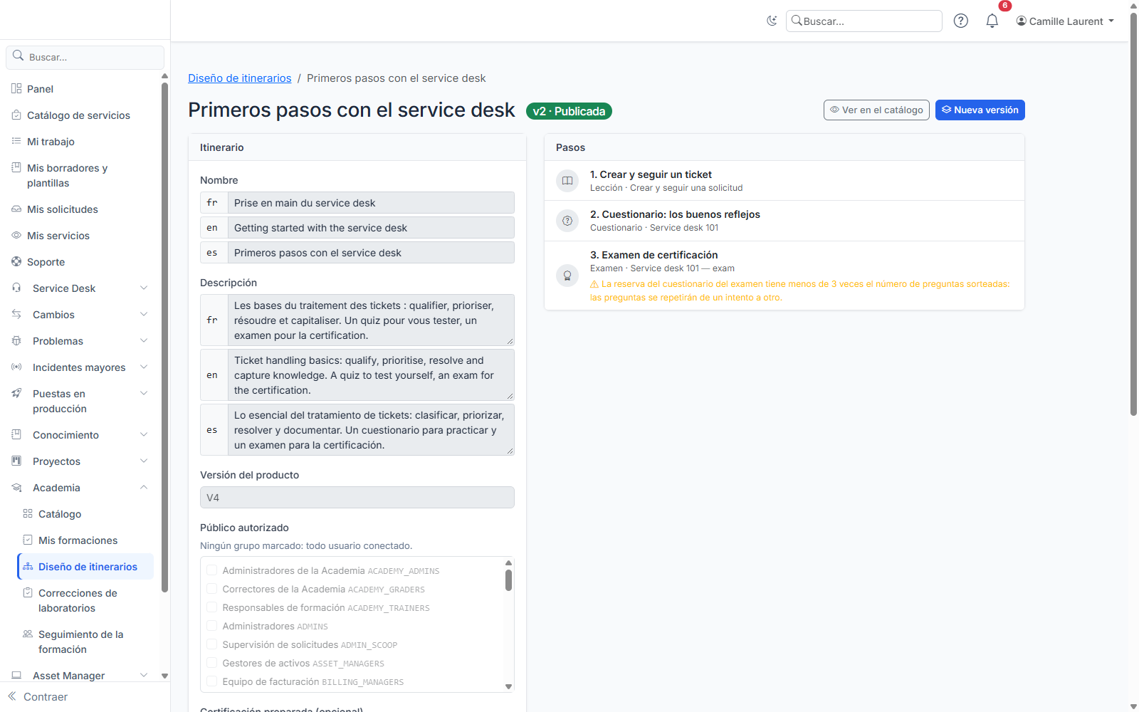 Una versión de itinerario: nombres y descripciones por idioma a la izquierda, pasos a la derecha (aquí un aviso sobre la reserva de preguntas del examen).