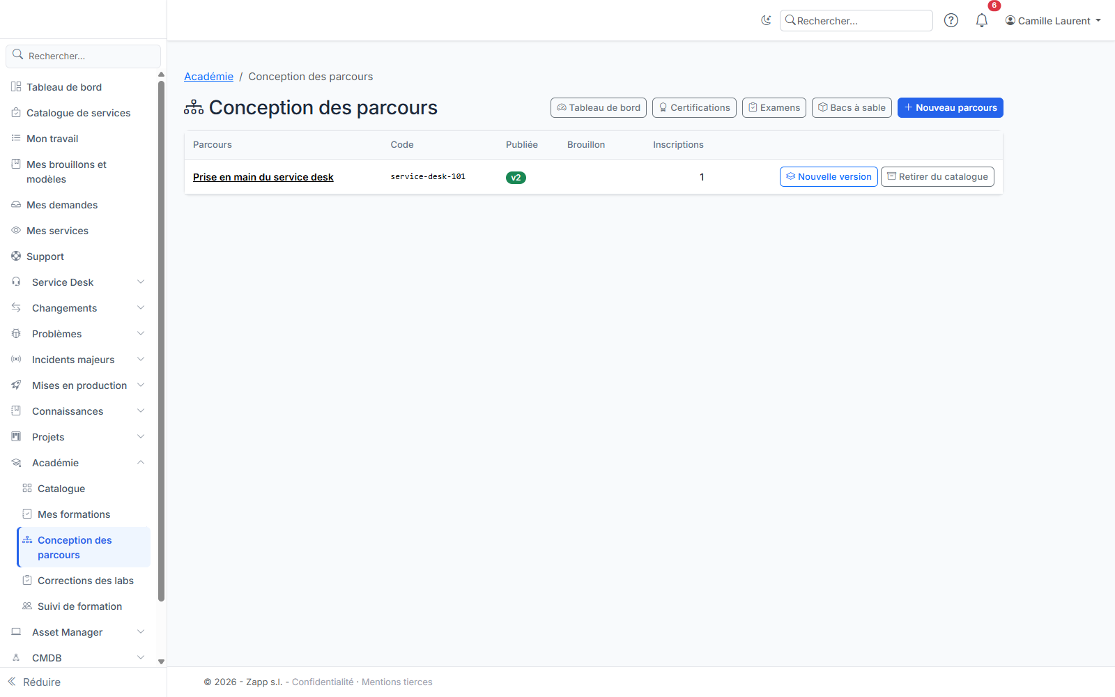 La conception des parcours : version publiée, brouillon, inscriptions et accès au tableau de bord, aux certifications et aux examens.
